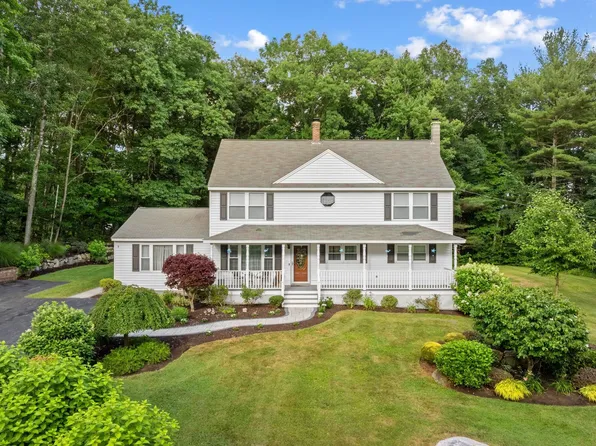 6 Clydesdale Avenue, Pelham, NH 03076