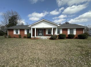 405 Vosswood Dr, Lebanon, TN 37087