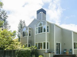 66 Parkview Cir, Corte Madera, CA