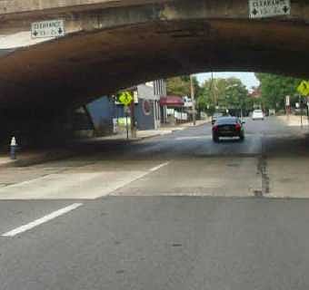 2nd image of 384 Lincoln Way E