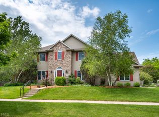 1326 Vienna Ln, Madison, WI 53718