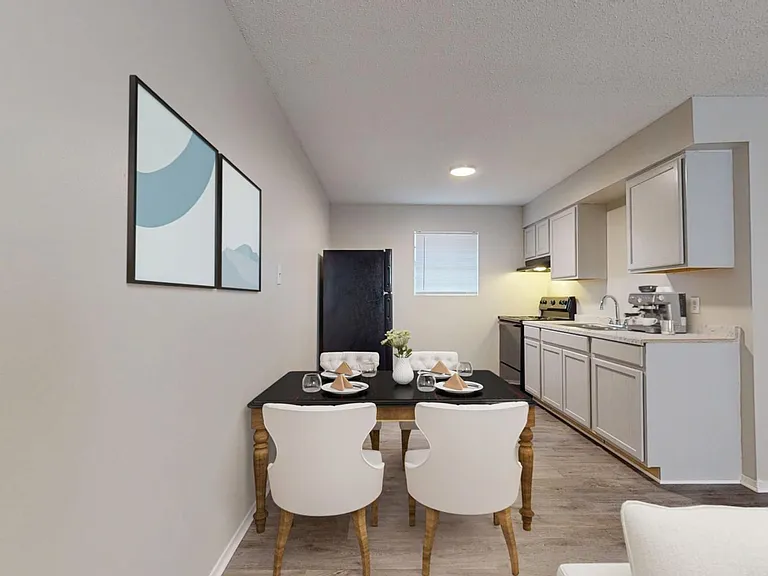 Biloxi Oaks Apartments — Photo 40