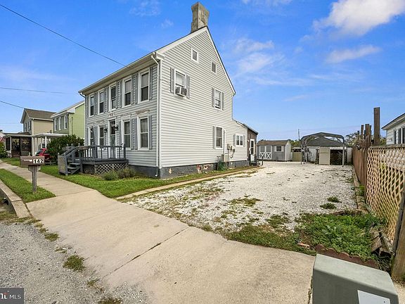2nd image of 142 Main St