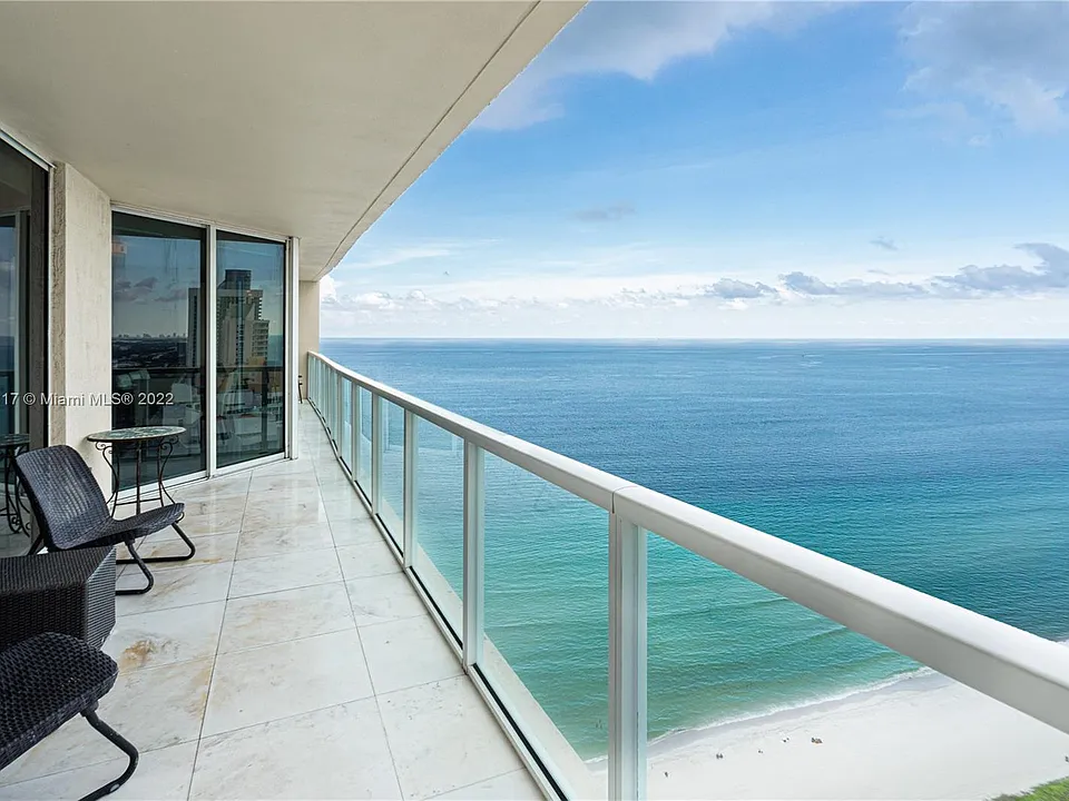 16699 Collins Ave #4108