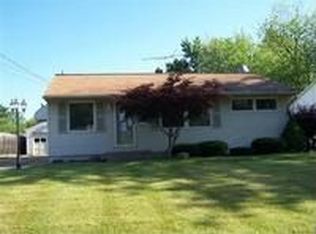 2034 Parkwood Dr NW, Warren, OH