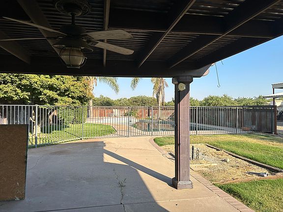4th image of 10731 E Toews Ave