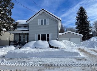 21 Franklin St, Carthage, NY 13619