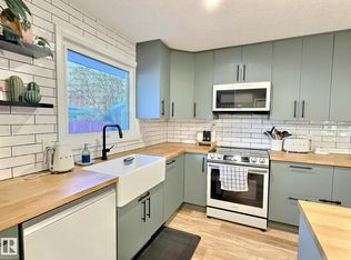 17119 82nd Ave NW, Edmonton, AB