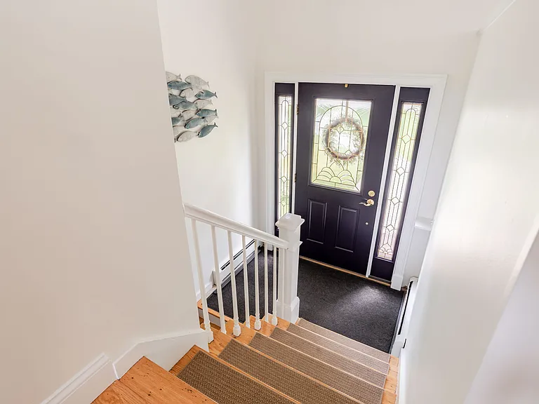 67 Lydon Ln E — Photo 33