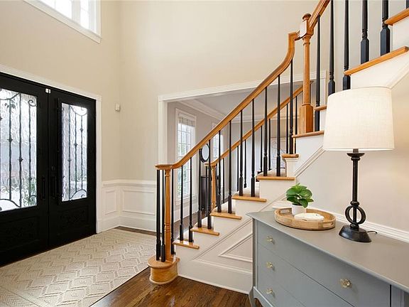 5th image of 1195 Rugglestone Way