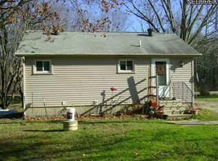 1139 Diver Rd, Deerfield, OH 44411