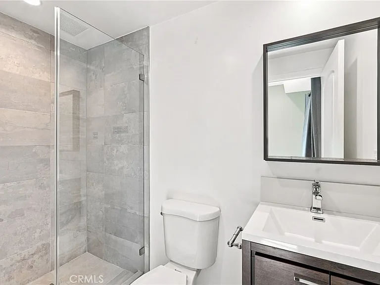 15340 Lassen St — Photo 17