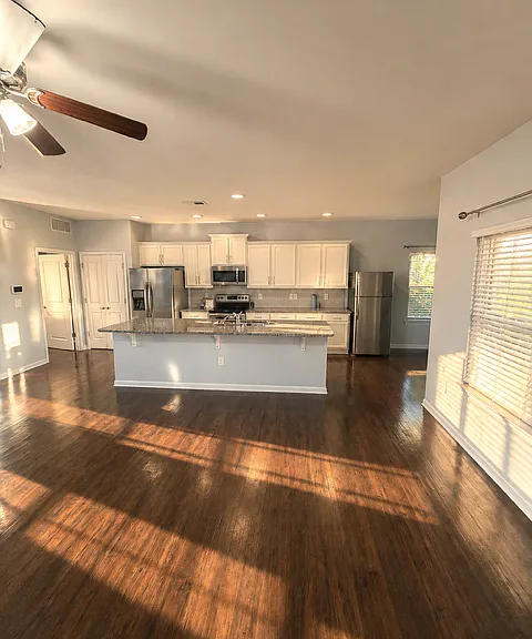 2705 Spring Valley Dr — Photo 16