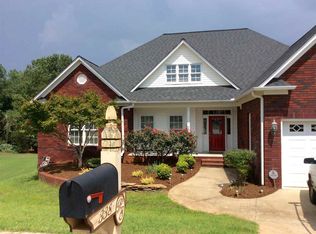 338 Merrivale Ln, Spartanburg, SC 29301
