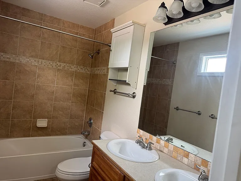 3400 Riva Ridge Dr — Photo 6