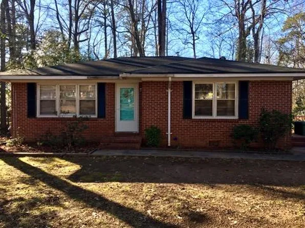 719 Sherwood Dr, Griffin, GA 30224