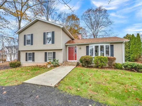 39 Clearview Drive, Wallingford, CT 06492