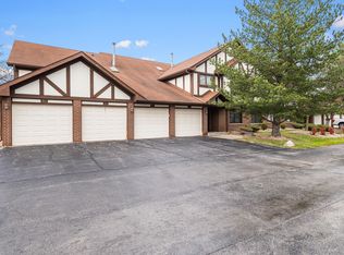 906 E Steger Rd #5, Crete, IL 60417