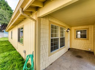 822 Ransom Ave, Brookings, OR 97415