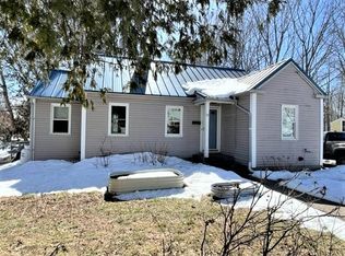 84 Academy St, Bath, ME 04530