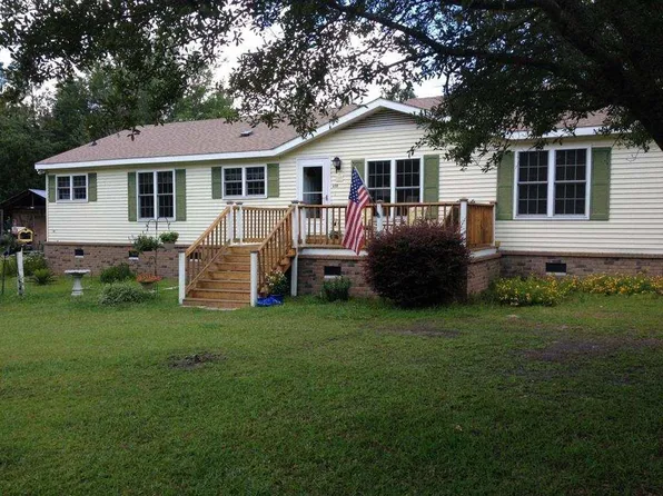 630 Emily Ln, Cordesville, SC 29434