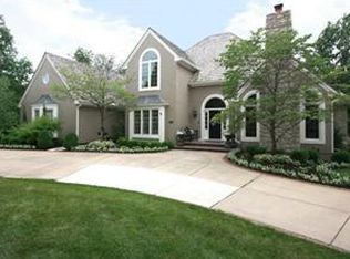 11604 Norwood St, Leawood, KS 66211