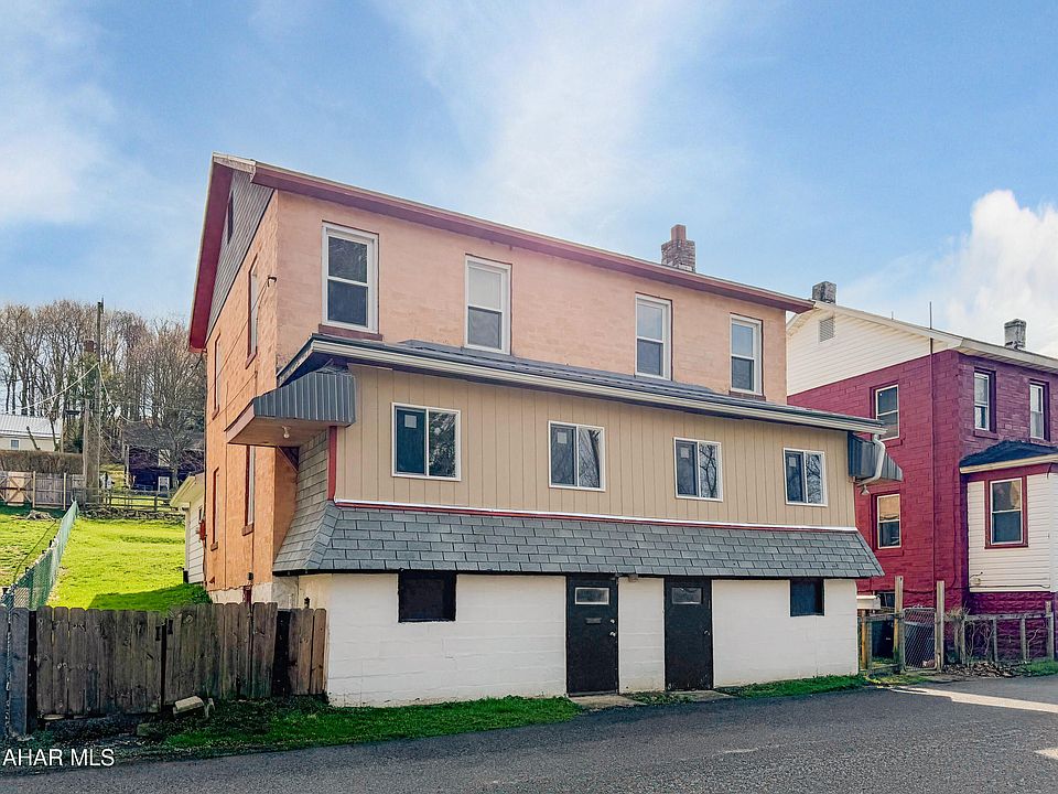 1st image of 1635 Upper Christoff St