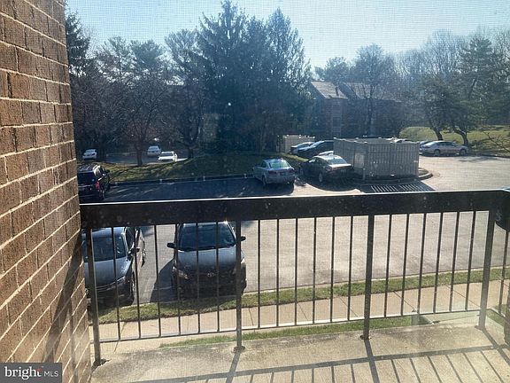 5th image of 8 Mullingar Ct Unit 201