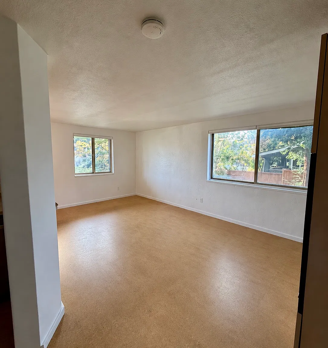 2 bed, 750 sqft, $2,200 — Photo 3