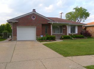 21023 Thiele St, Saint Clair Shores, MI
