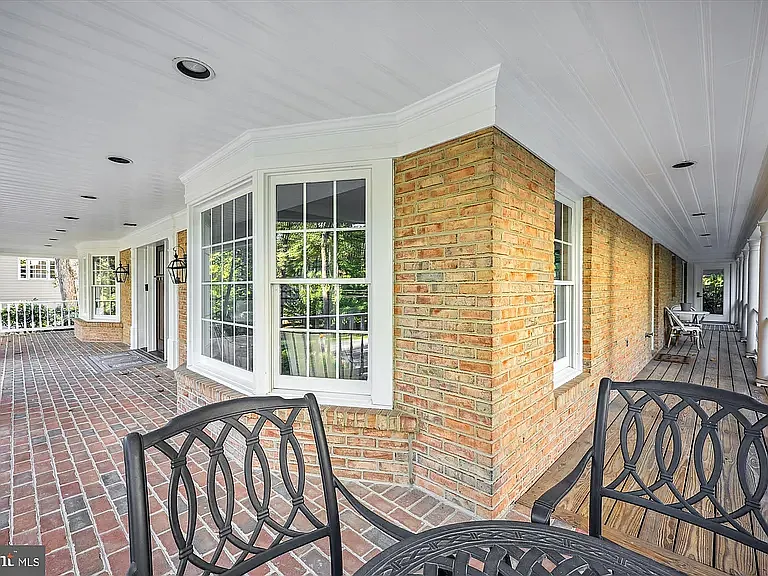 14708 Westbury Rd — Photo 49