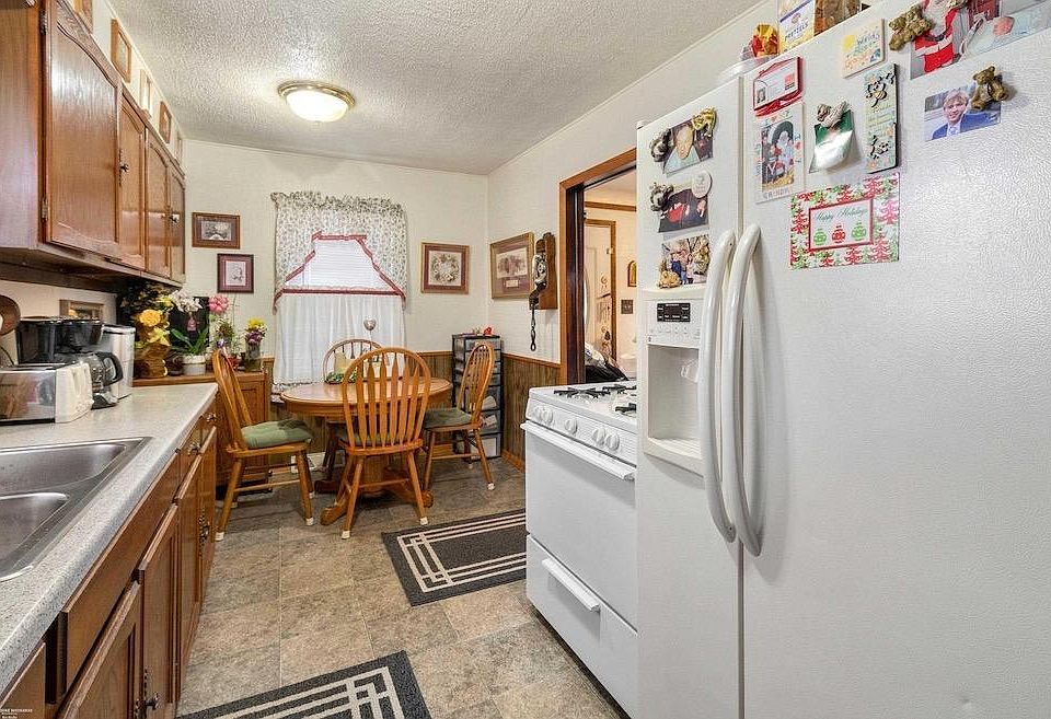1st image of 11001 Whithorn Ave #3
