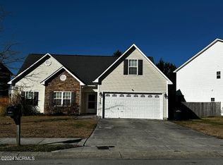 716 Savannah Dr, Jacksonville, NC 28546