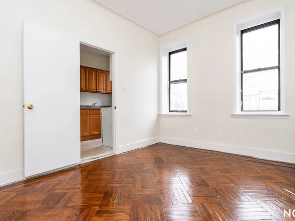 208 Grafton Street image 1 of 11