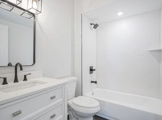 1222 S 20th St #1, Philadelphia, PA 19146