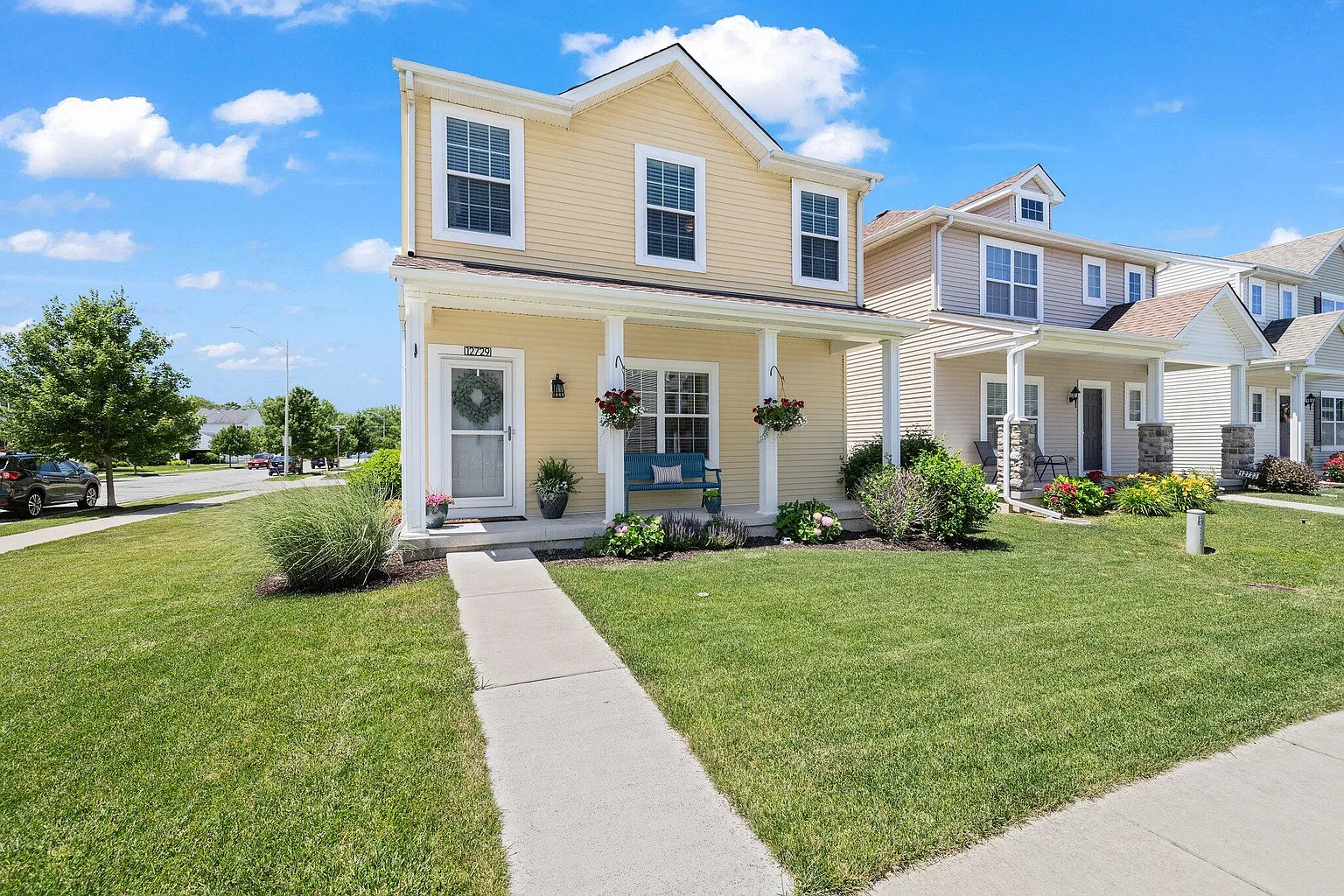 12729 Ellsworth Ln photo 1