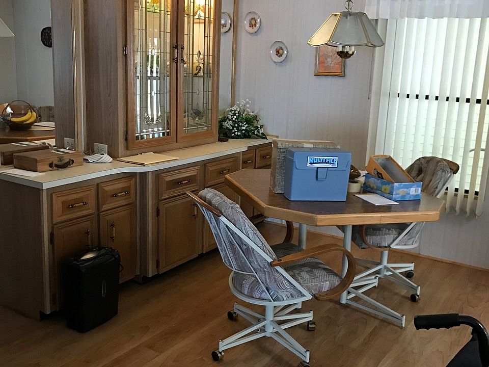 2nd image of 633 Chambers Way
