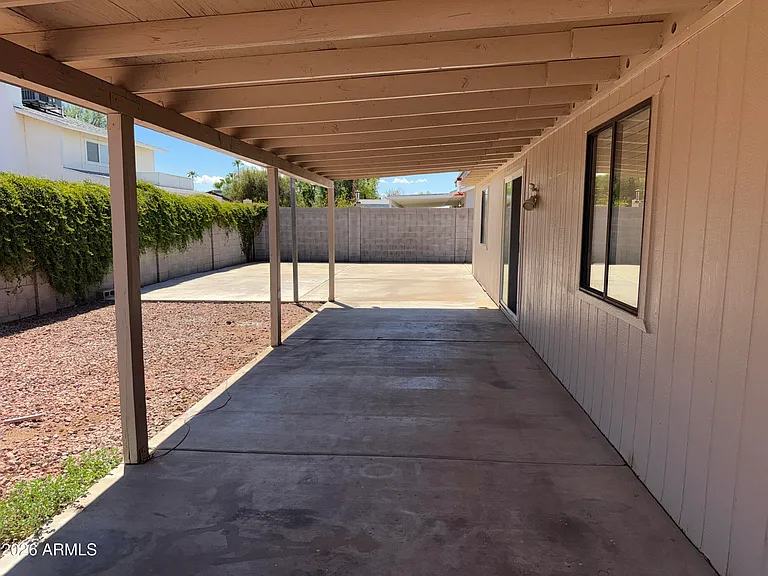 4731 W Paradise Ln — Photo 22
