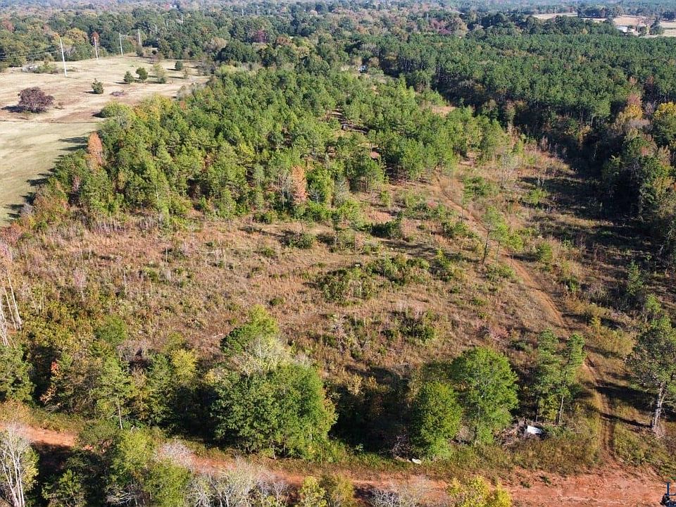 1st image of Hillcrest Dr