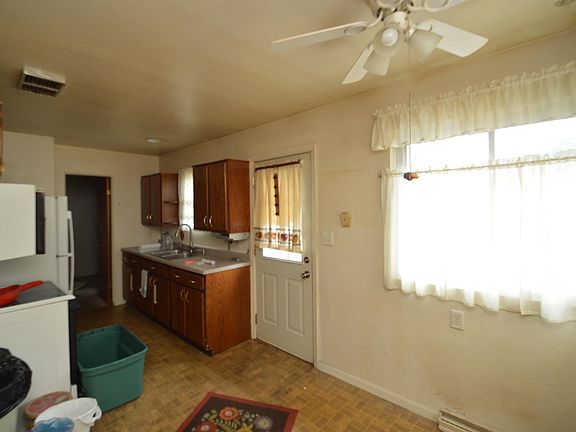 5th image of 2808 Edison Rd