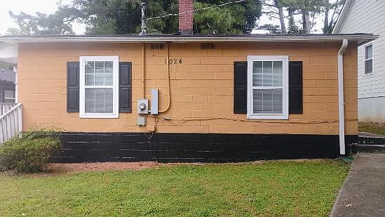 3 bed, 1.5 bath, 1200 sqft, $1,800 — Photo 1
