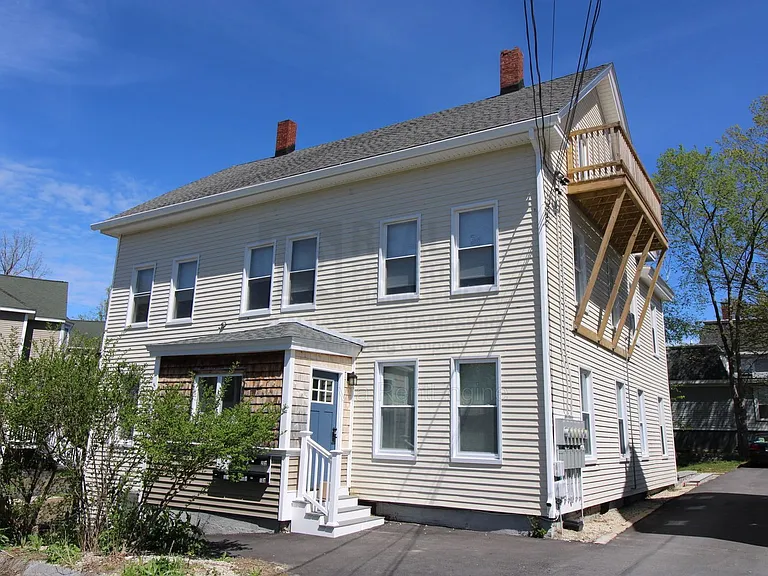 61 3rd St #201 — Photo 17