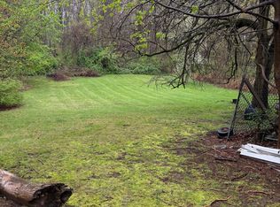 928 N Colony Rd, Meriden, CT 06450