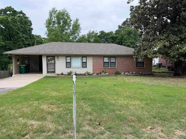 2816 Crouchwood Rd, Little Rock, AR 72207