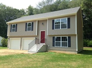 67 Fielding Dr, Uncasville, CT 06382