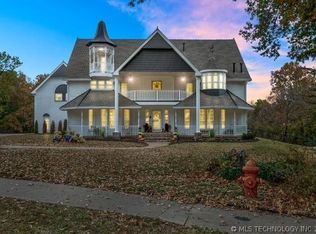804 E Van Buren St, Broken Arrow, OK 74011