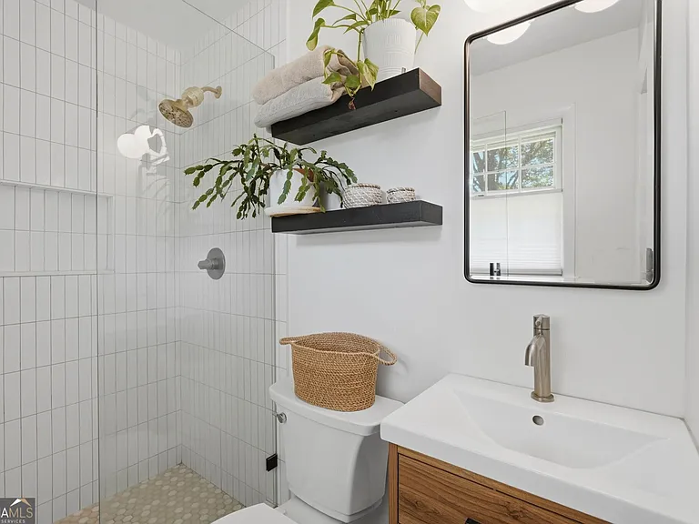 1338 Northwood Cir NE — Photo 14