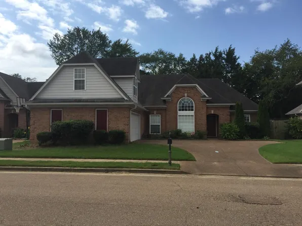 9233 Loganberry Ln, Cordova, TN 38016