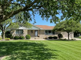 1674 E State Route 9, Paxton, IL 60957