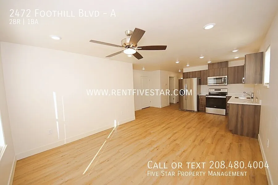 New 2023 Construction 2 Bedroom 1 Bathroom Apartment! — Photo 2